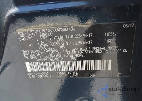 2017 Toyota Rav4 Le z USA, uszkodzony, nr VIN JTMBFREV2HJ709809